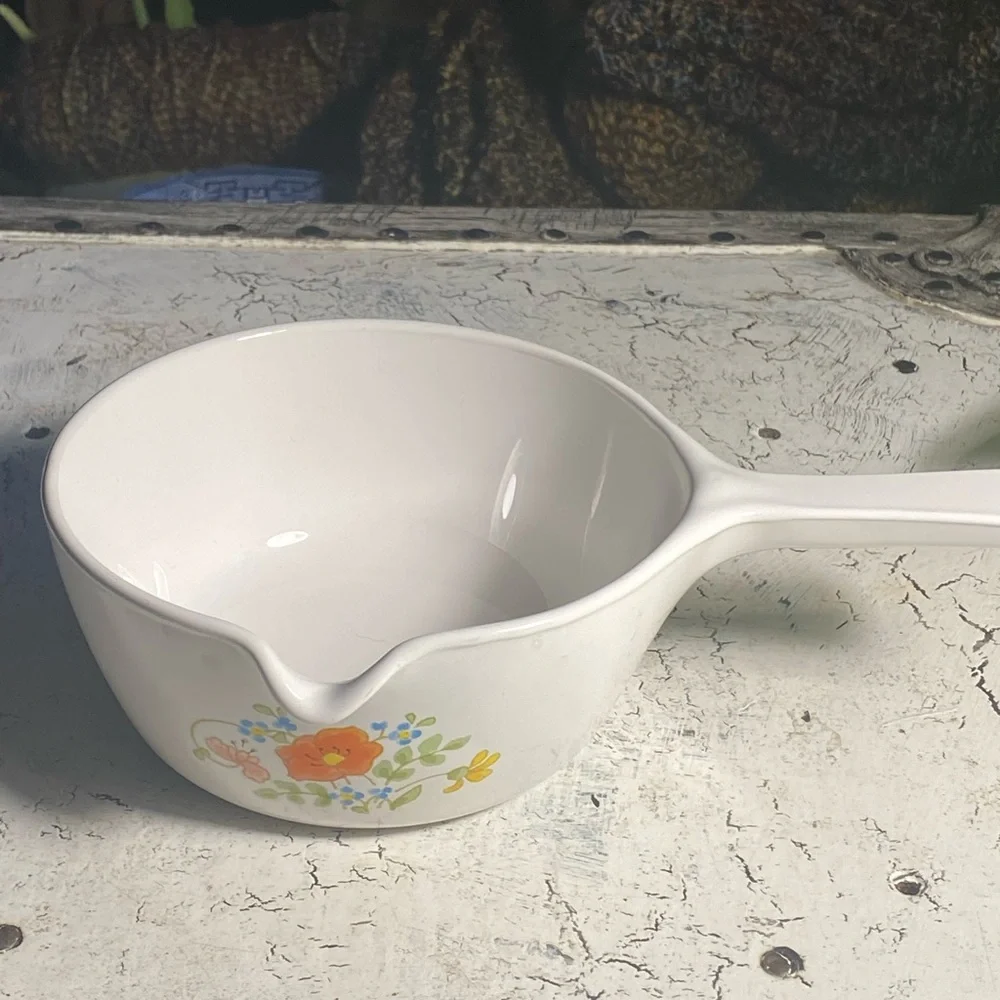Corning Ware Wildflower 2.5 Cup P-89-B Sauce Pan